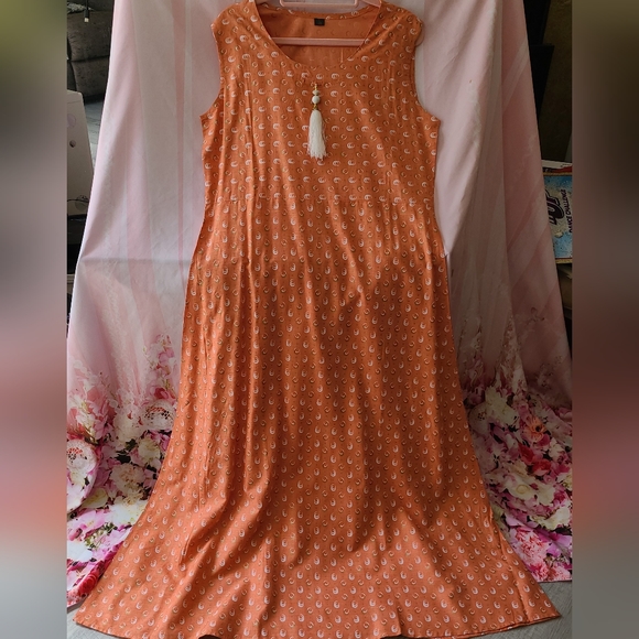 8️⃣1️⃣New boutique dress with sequins sleevelesz vest - Picture 6 of 7